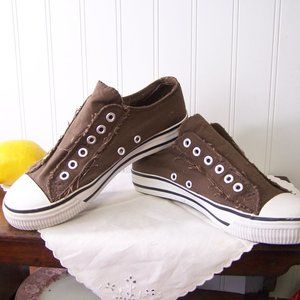 Brown Frayed Canvas Slip-on 5.5 Sneakers